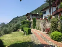 Two-room apartment in Residence with swimming pool and panoramic lake view in Sale Marasino