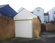 'Sea-Lovers' - 2 bedroom flat steps from the Sea! Hotels in Exmouth