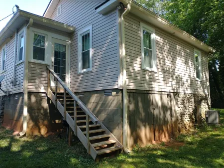 Historic Seneca Bungalow