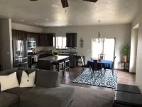 Southeast Retreat 4Beds 3Bath Family&Pet Friendly!