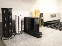 Modern Studio Duplex -15 min to Beach