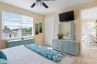 Lake Saratoga Sunset Villa Hotels near Park 1110 Plaza