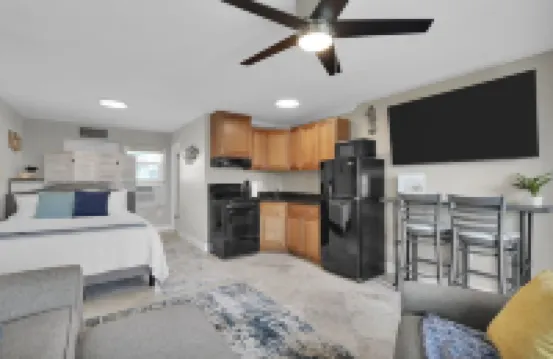 Ocean Front Beach Den -Near Mayo Clinic