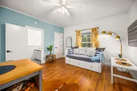 Luxury in the Park, King Beds, Washer & Dryer