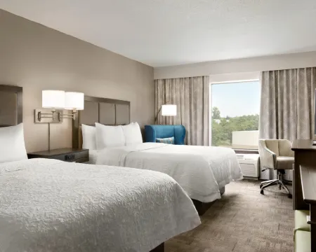 Hampton Inn Stow Hotels in Stow