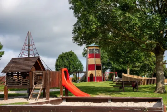 Fantastic, modern holiday apartment "Stüürhuus" in the fishing village of Greetsiel