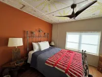 Fossil+Folk House in the heart of Fort Davis