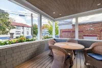 Stunning Penthouse 3Bed-3Bath Private Elevator, Just Steps to PA, Dining & Shops Hotels in Andover