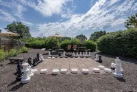 Quiet Retreat, Close to SDC/Hwy!