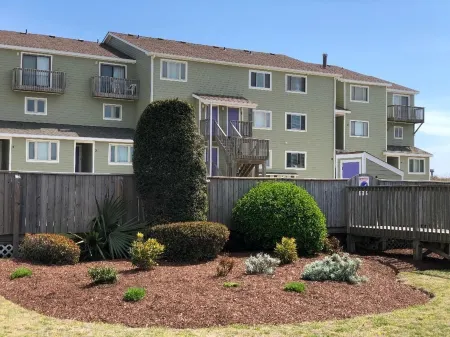 Starfish Wishes - Oceanfront Penthouse Retreat Отели в г. Килл-Девил-Хилс