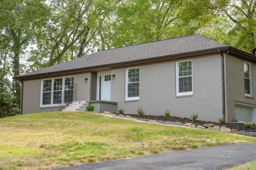 Cozy Suburban Home Near Nashville