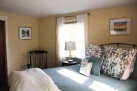 Spacious, Dog Friendly, 3-Bedroom Centrally Located to the Best of Cape Cod!
