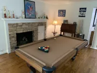 Hot Tub & Private Lake Modern Country Oasis in Heart of City