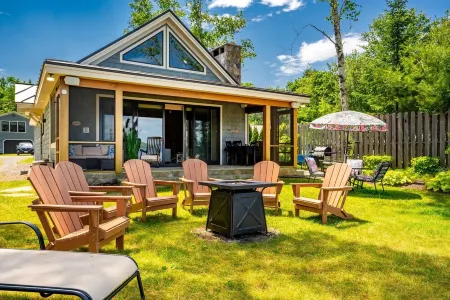 A Family's Paradise: Spacious 3BR/2BA w/ Game Room