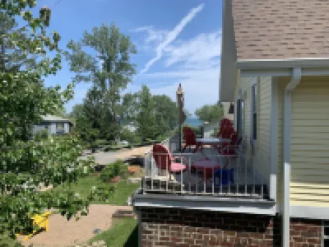 Miller Beach and Indiana Dunes National Park Vacation House Hotels in Gary