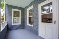 TWO BEDROOM APARTMENT ON FIRST FLOOR ON A DUPLEX
