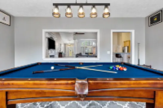 Book Golf with us! Luxury Emerson Cottage at Pinehurst No. 6 with Pool Table