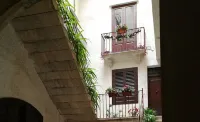 Large apartment for exclusive use on the sea