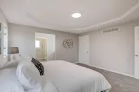 30 acre park in your back yard! Hotels in Westfield