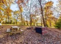Lake Fork Waterfront Cabin-Onsite Boat Ramp Boat Dock Fishing Fire Pit