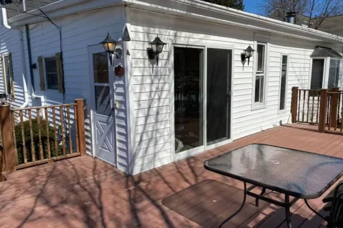 Serenity Cottage at Mineral Point