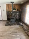 Large 2Br Remodeled Cabin!