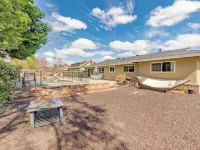 4-bedroom house w/4th room as private separate suite w/POOL Hotels in Sutter County