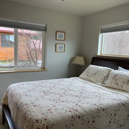 Bear Canyon Cottages - Garden House