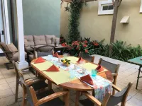 Luxurious 4Br Home Just Steps from Beach-Big Hot Tub,Fire Pit,AC,Bikes,2 K Beds