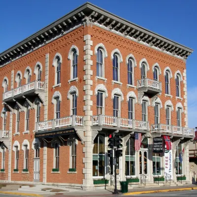 Driftless Loft in the heart of Downtown Decorah, IA Hotel di Decorah