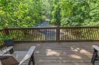 Creekside - Massanutten Resort Home w/Game Room & Balcony Hotels in Massanutten
