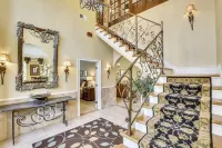10 Minutes from Downtown Memphis -  Southern Luxury in this Spacious Home