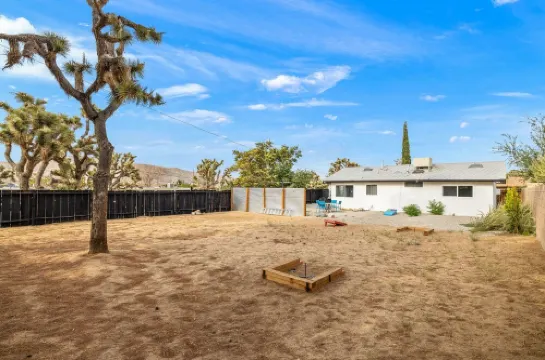 Casa Mestiza- Spacious with Fire Pit, Near Town