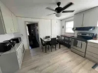 Lovely 3bdr Apt