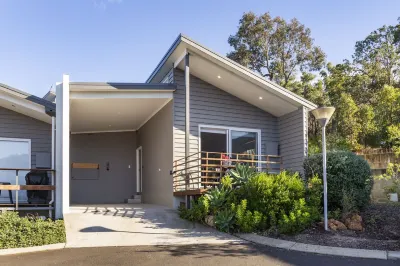 Villa 17  Beaches Bush Wineries and more