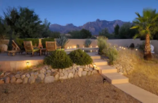 PRIVATE CONTEMPORARY HOME WITH BREATHTAKING MOUNTAIN VIEWS