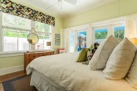 June-Sept. Weekly Discount!!! - Bottoms up Bungalow 2 Bed/2 Bath Private Pool