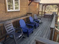 Solitude, 20 mile views, Wildlife, Hot tub, Skiing, Perfect for families!
