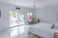 BEACHFRONT POOL HOME