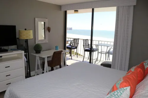 Great Beach Views, Direct Access, Pickleball, New Kitchen & Heated Pool! Tower 3