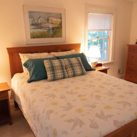 Rudman's Retreat. Deep waterfront 2 Bedroom home with spectacular sunset views.