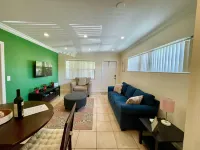 Two Bedroom Retreat Near Deerfield Beach Pier