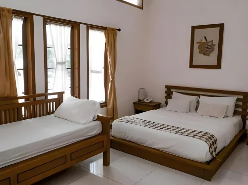 Grand Cepu Hotel Hotel di Cepu