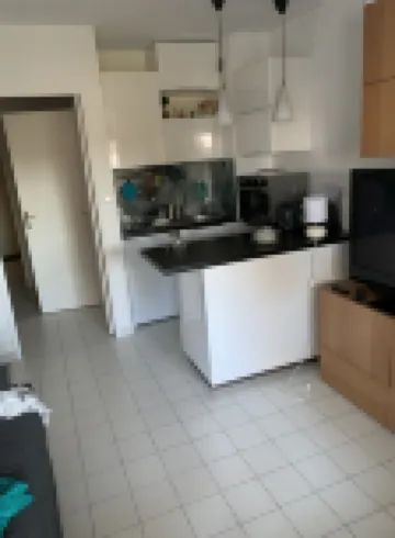 T2 Bord de mer Résidence Privée Parking , Grand Jardin .plage 6mns à Pied Hotels in Saint-Cyr-sur-Mer