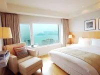 Hotel Illua Hotels near Jangsan Station