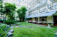 Aparthotel Trianon Recoleta Các khách sạn ở Buenos Aires