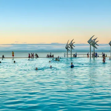 中央景觀酒店 鄰近濱海大道的酒店