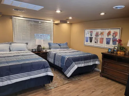 Water Front Moovalya Keys with 50' private dock and great parking