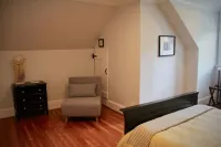 Fresh New Space, Walk to Salem Harbor, Historic