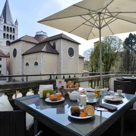 Royal Annecy Apparthôtel